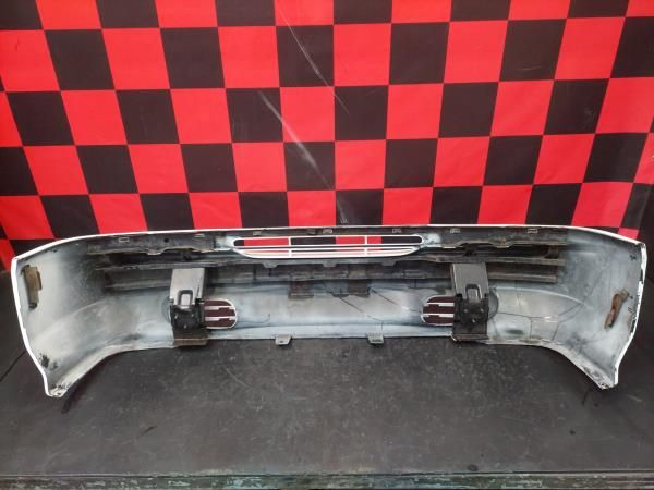 Pára-choques frente HYUNDAI H100