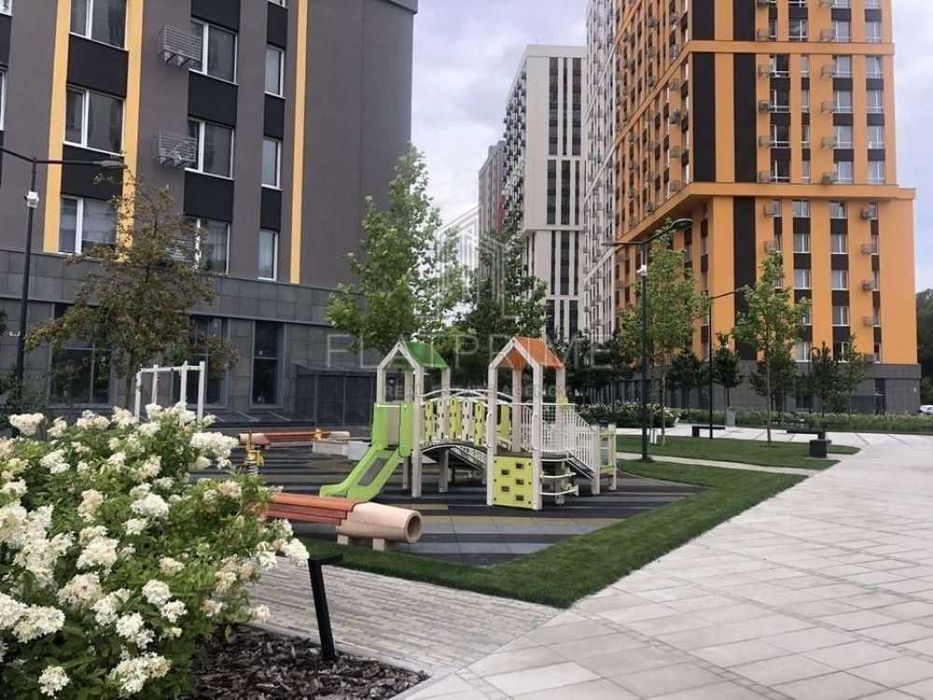 Продажа видовой 2к квартиры, 65 м2, ЖК  «Svitlo Park», без%