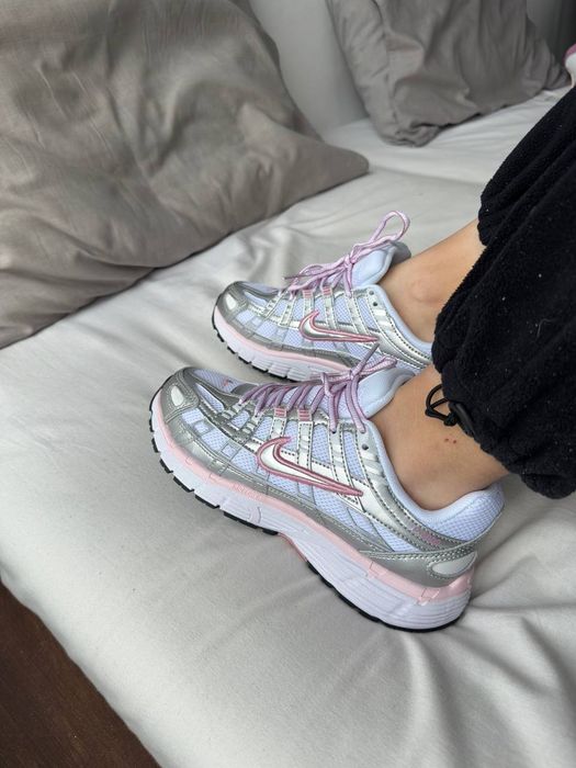 Nike P-6000 White Elemental Pink жіночі кросівки найк п-6000 срібні з рожевим