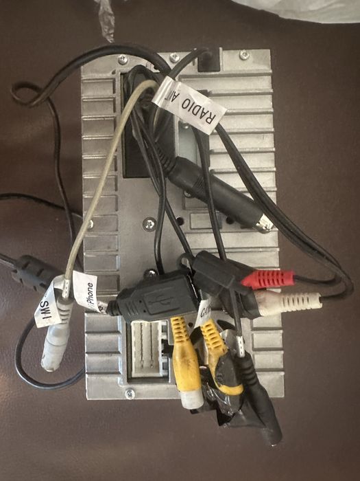 Автомагнітола Clarion . Оригінал. Японська якість