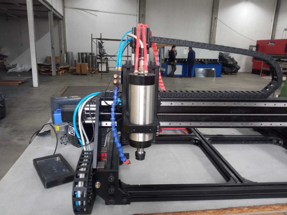 CNC 2.2Kw Guias Lineares