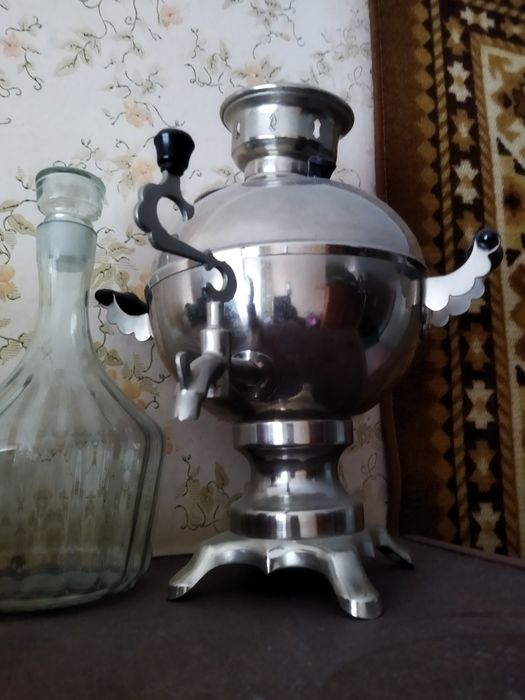 Продам електрочайник та самовар