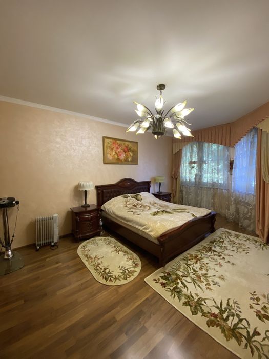 Продам 3х комн кв, центр, Придніпропровський парк