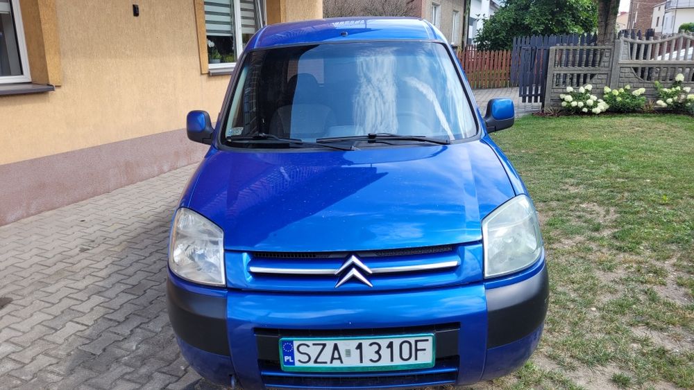 Bardzo ładny citroen berlingo 1.4 benzyna