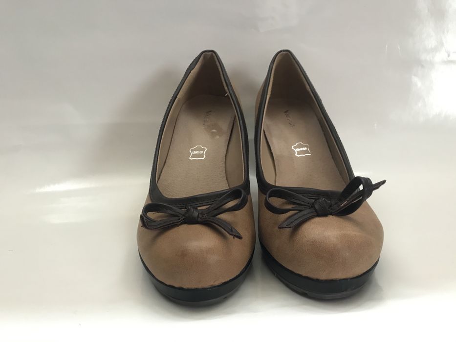 Buty damskie na obcasie
