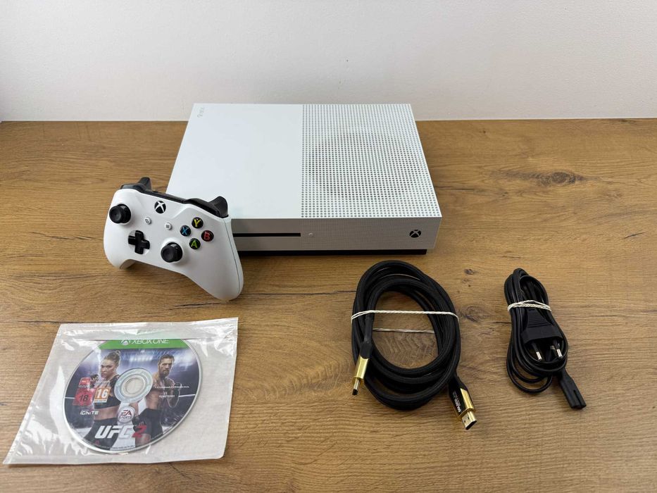 Konsola Xbox One S 1000GB + pad, wersja NA PŁYTY, komplet kabli - GRY