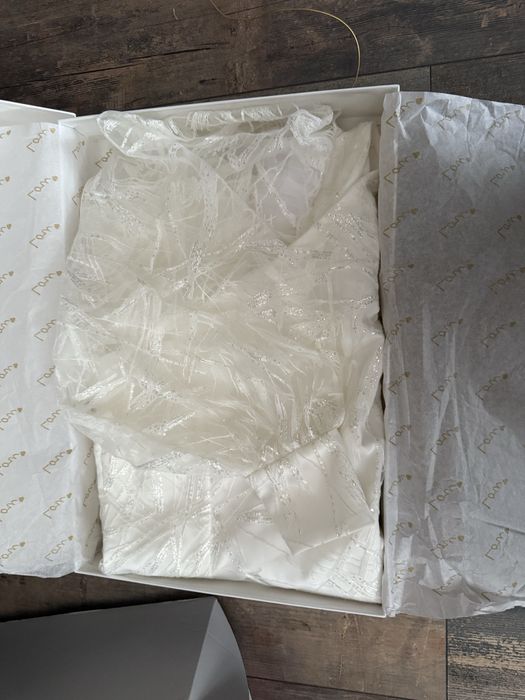 Sukienka Lou Złamana Biel