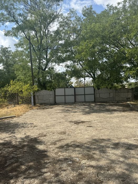 Продаж Адмінбудіілі з власною территорією м.Снігурівка Башт.  р-ну