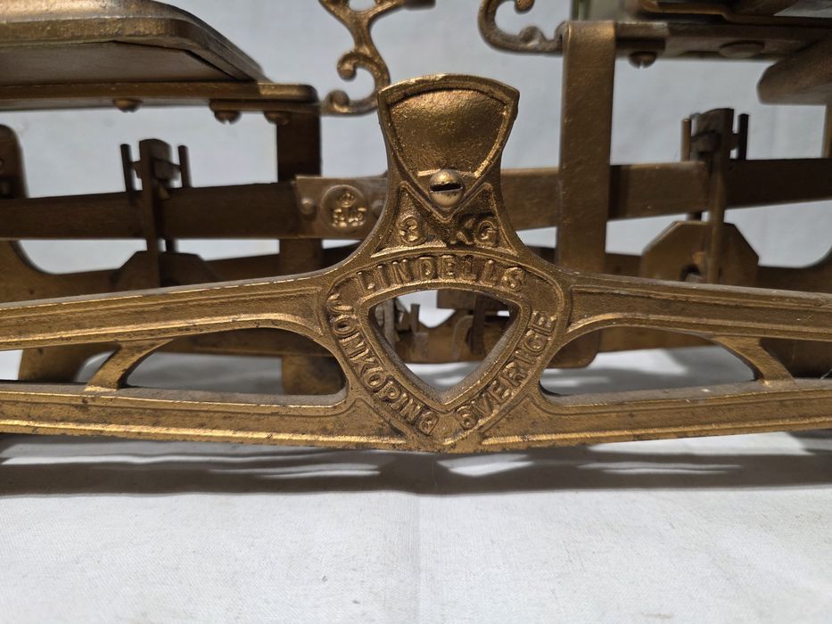 Waga szalkowa 3kg Lindells Jonkoping 1945r.