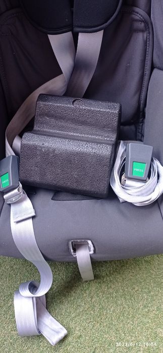 Fotelik Britax Max-Way Black Series Storm Grey 9-25 kg