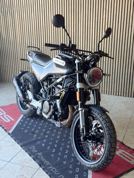 Husqvarna Svartpilen 125
