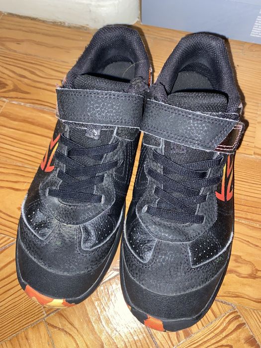 Sapatilhas usadas 37