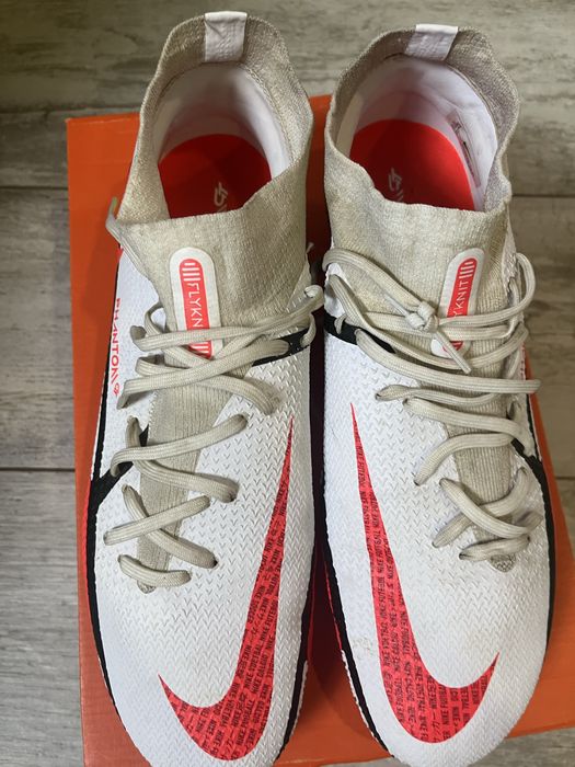 nike phantom gt2 - Купити футбольне екіпірування - Ціна на OLX.ua