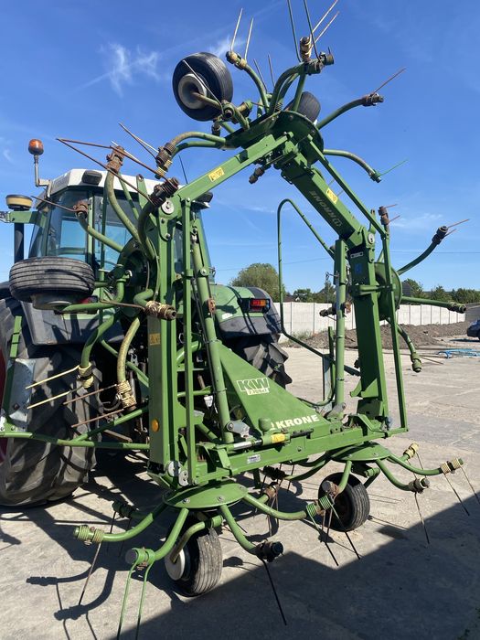 Przetrząsarka KRONE KW  7.70  6x7 . Sprowadzona . Przewracarka