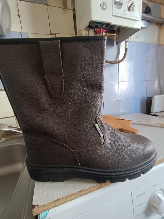 Сапоги рабочие кожаные 51-52 размер