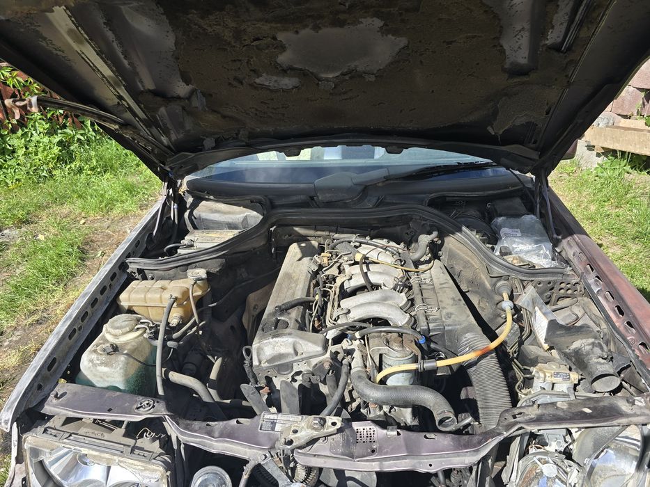 Mercedes 124 na części
