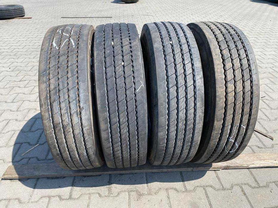 Opony ciężarowe używane prowadzące 215/75R17.5 CONTINENTAL CONTI HYBRID LS3 / 10-11mm