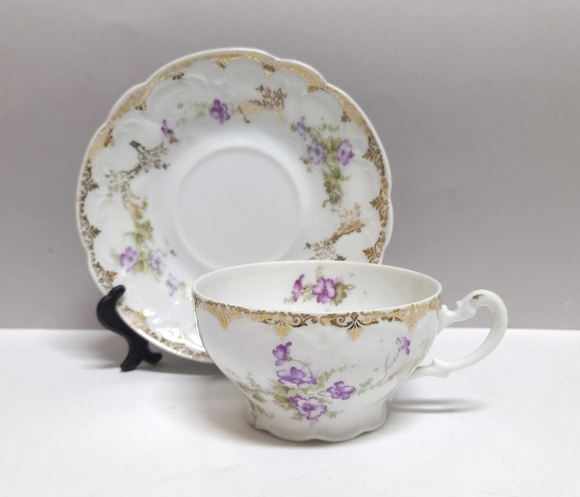 Filiżanka w fiołki, Wałbrzych, KPM Waldenburg