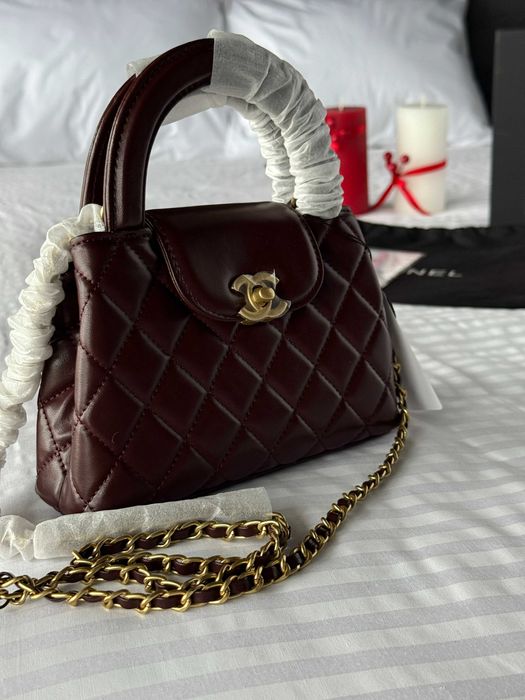 Шкіряна сумка Chanel Mini Top Handle