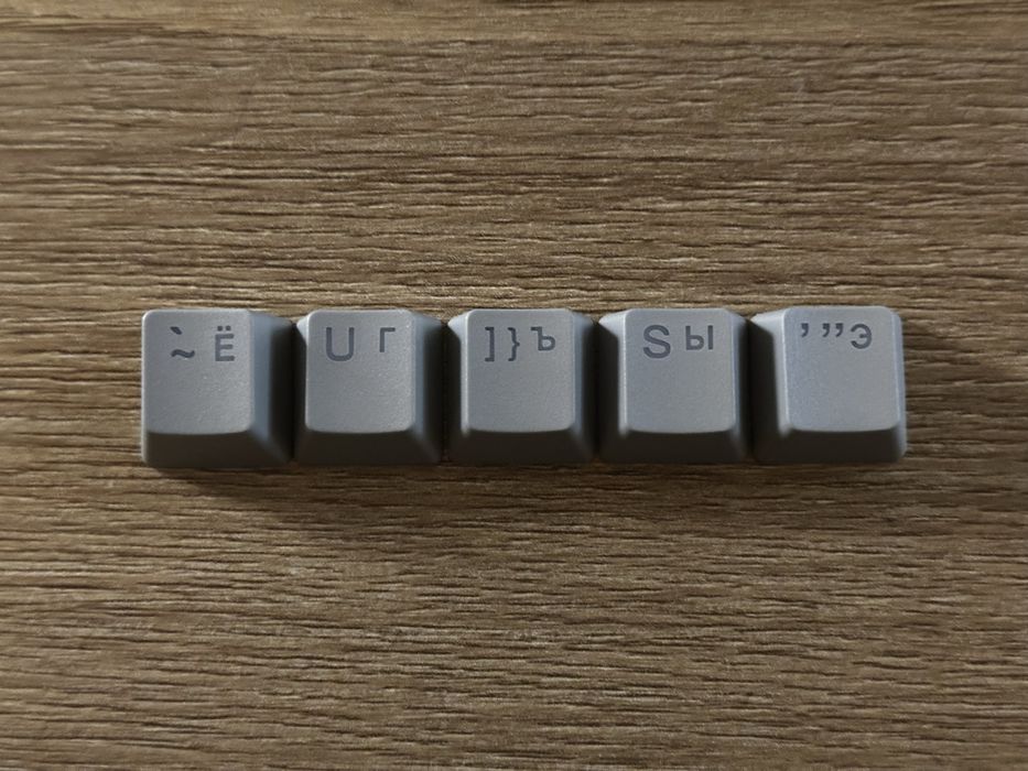 Hator Skyfall TKL Pro — механічна клавіатура з hot-swap
