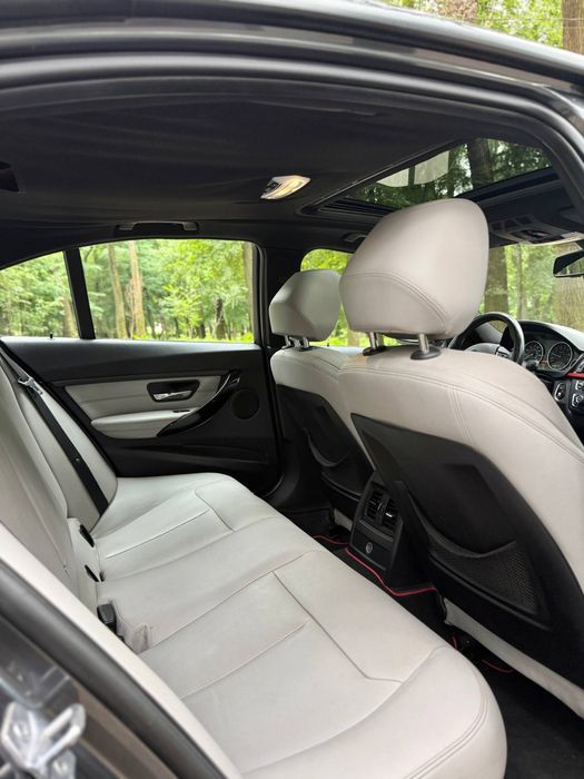 Продам своє авто BMW 328i 2013