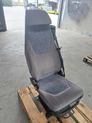 Сиденье водительское б/у Renault Magnum DXI460