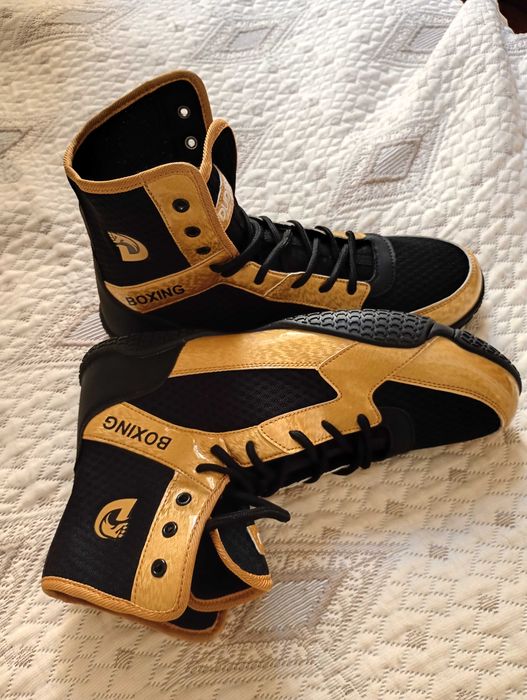 Botas de boxe novas