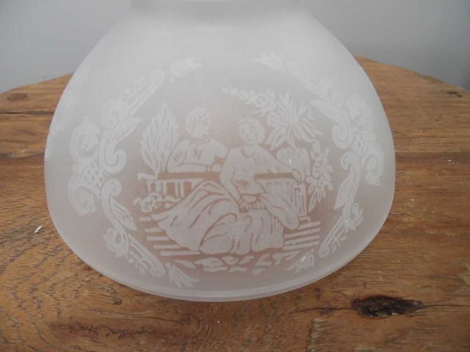 Abajur/Tulipa em Vidro Fosco Gravado – Portugal, anos 60