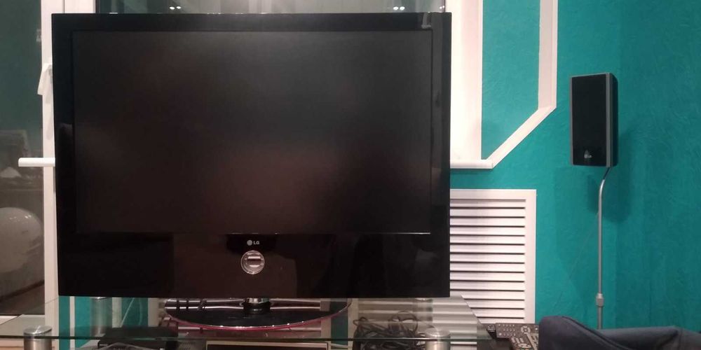 Домашний кинотеатр.