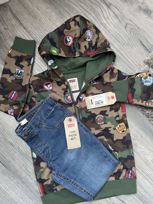 Дитячий костюм Levi’s, розмір на 5-6 років (110-116 см). НОВИЙ.