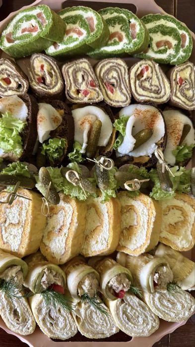 Кейтеринг Львів, Фуршет, бенкет, закуски, домашня їжа під замовлення.