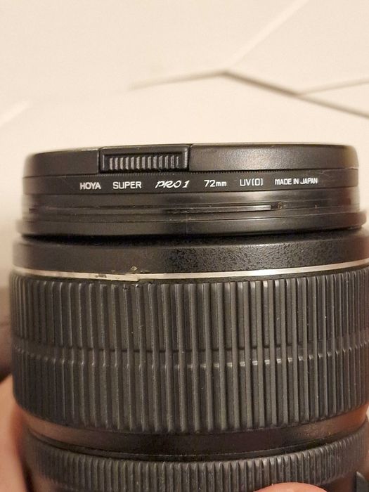 Canon EF-S 15-85mm f/3.5-5.6 IS USM + Filtro Hoya