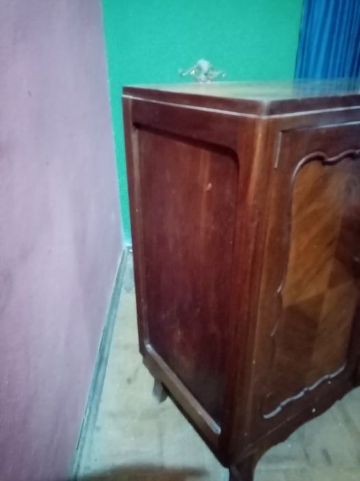 Aparador inglês do início do século XX