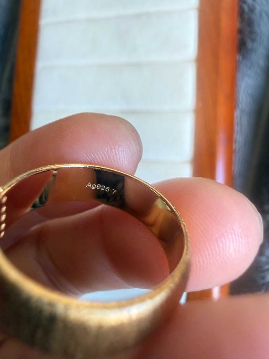 Anel Largo em Prata 925 Dourada Escovada – Par Empilhável ring 17.3mm