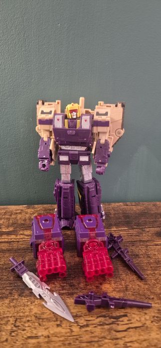 Transformers legacy Blitzwing