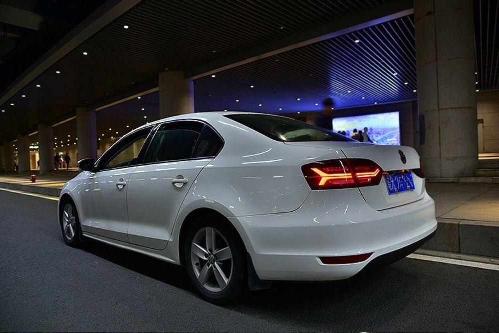 Ліхтарі (діодні стопи) Volkswagen Jetta 6 2011-2014