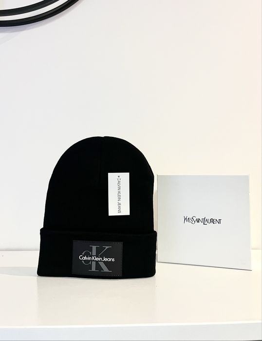 Czapka zimowa Calvin klein jeans czarna bardzo ciepła