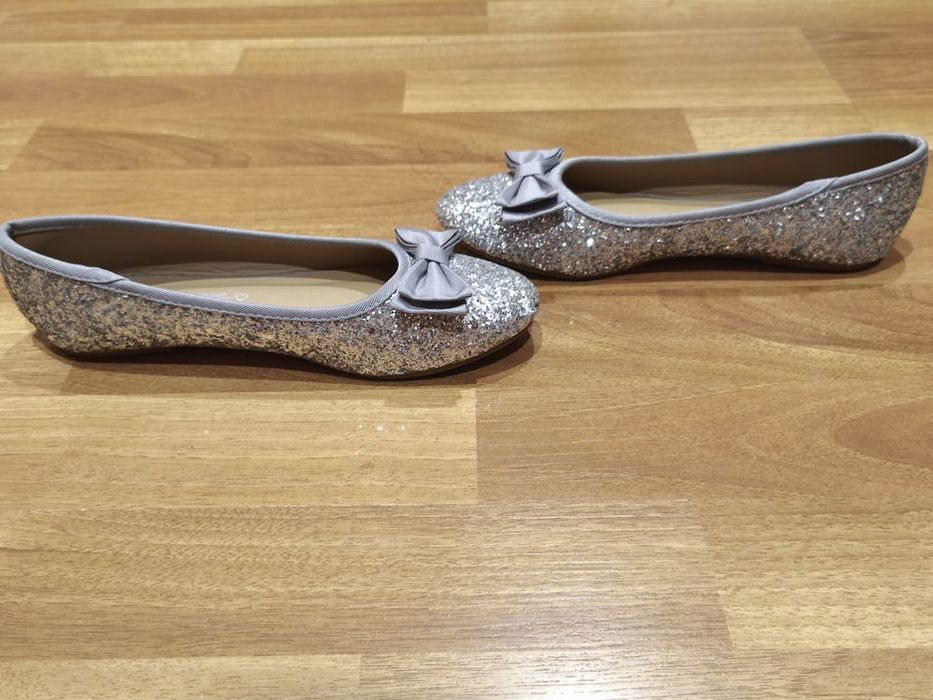 Детские туфельки