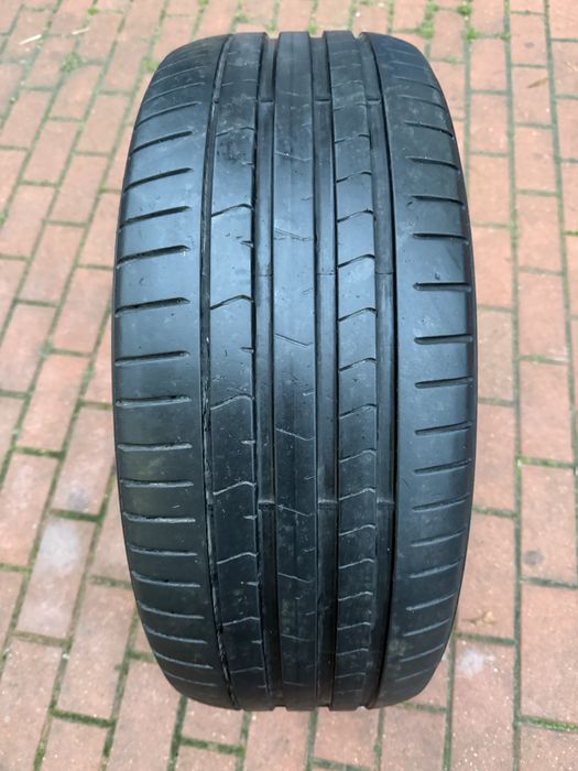 Opona Pirelli P Zero 99y 245/40 R20 Runflat dot  3721