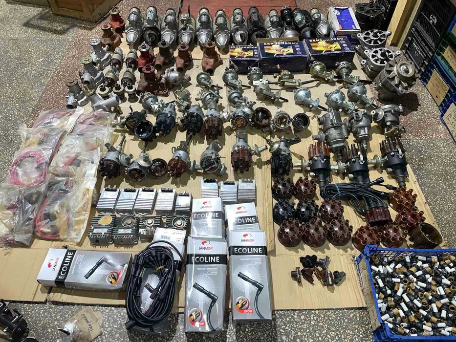 Распределители зажигания, помпы Уаз, Волга, Зил, Газ 51, Газ 52 Газ 53