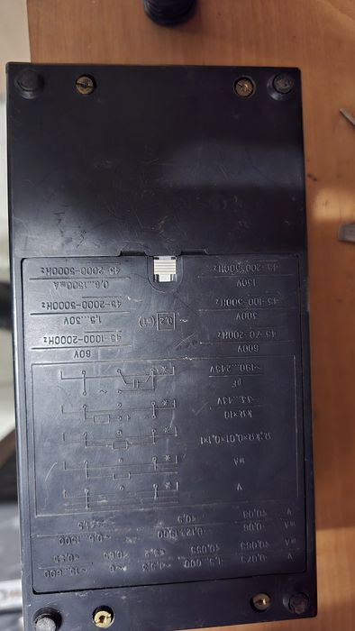 Miernik analogowy z czasów PRL Sprawny. Drugi widoczny na foto Gratis