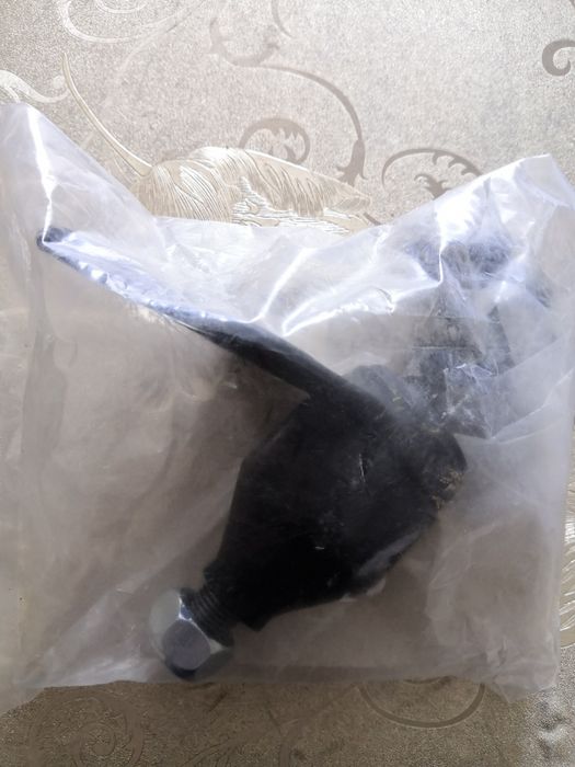 Шарова опора 2 шт,передня вісь Ford Focus FORTUNE LINE FZ3375