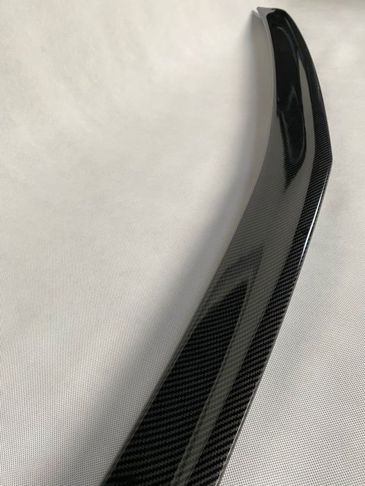 Spoiler lotka Mercedes E W212 CARBON