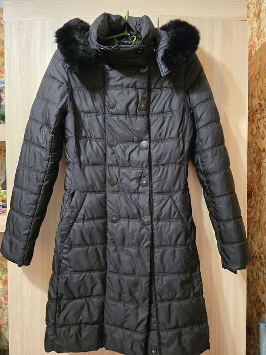 Куртка  з капюшоном  ,чорна  ,S- М