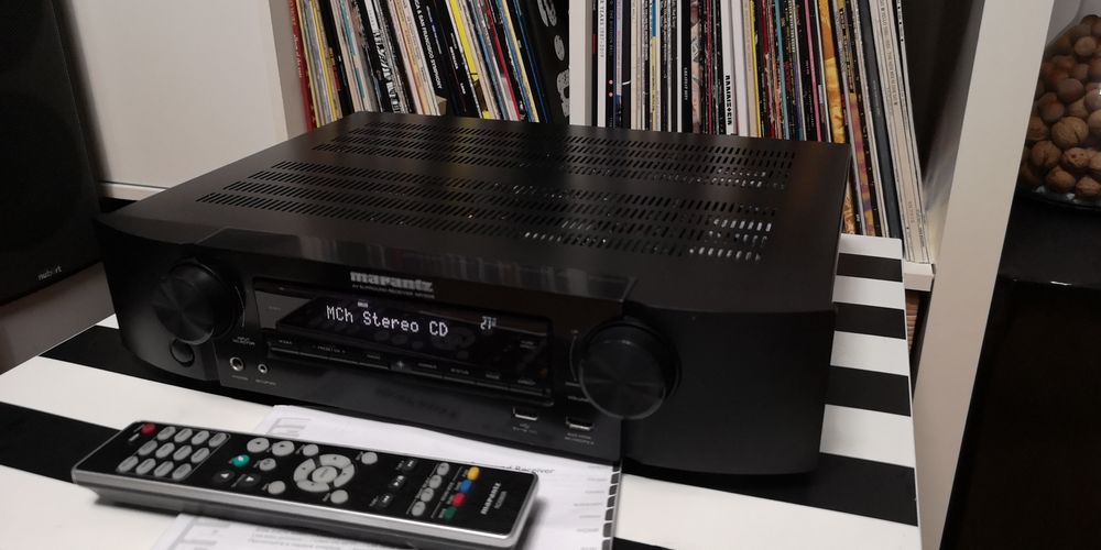 Amplituner kina Marantz NR 1506 pilot