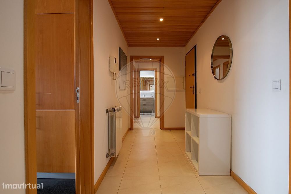 Apartamento T2 para arrendamento