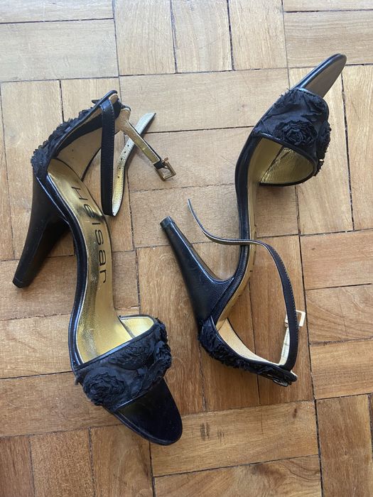 Sapatos HELSAR pretos número 38 (made in Portugal) todo em pele