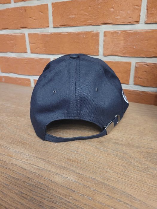 Czarna czapka z daszkiem Emperor