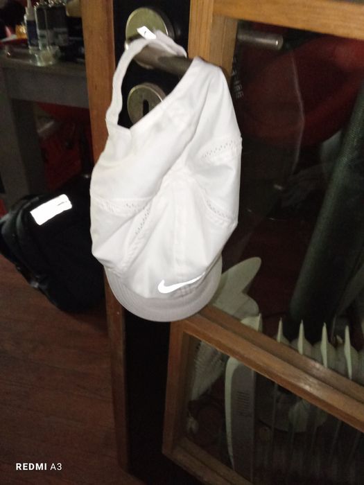 Boné nike novo em excelente estado
