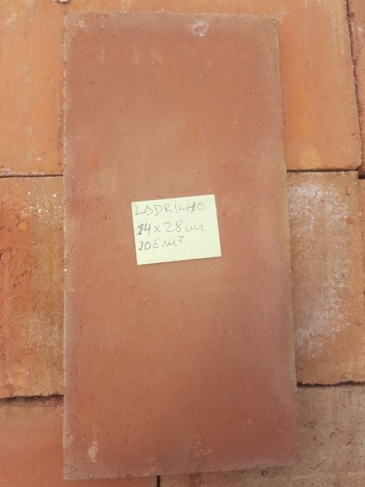 Ladrilhos , terracota, tijoleiras